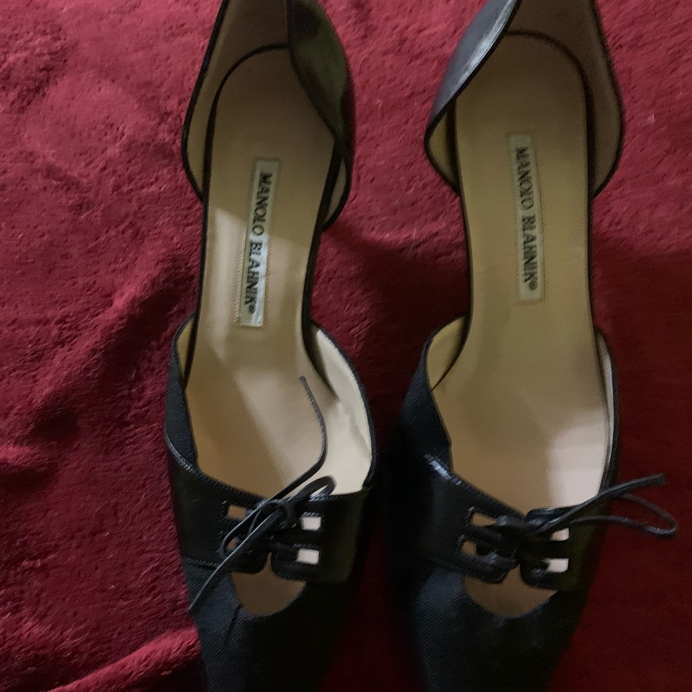 Manolo Blahnik Black Lace-Up Shoes